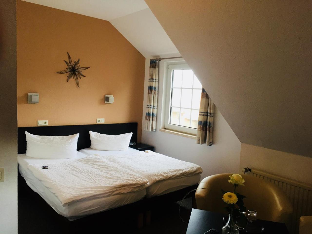 Hotel Wuelfers Gasthaus Gross Ippener Ngoại thất bức ảnh